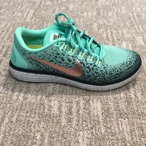 Nike Free RN Distance Shield Women's Running Shoe